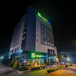 Holiday Inn Express Greater Noida Knowledge Park By Ihg